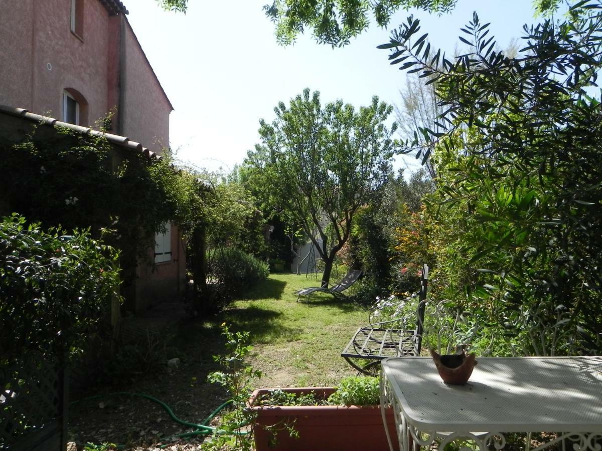 B&B Le Clos Des Vignes Saint Raphael Exterior photo